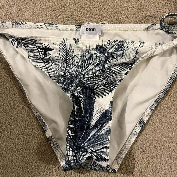 DIOR Toile de Jouy Porcelain Blue Bikini Top & Bottom Set XS NWT - Picture 9 of 10